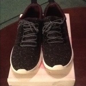 Not Rated Black Sneaker